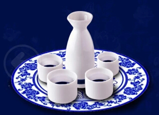 老白干與易酒批簽戰(zhàn)略合作：以互聯(lián)網(wǎng)改造深度分銷！