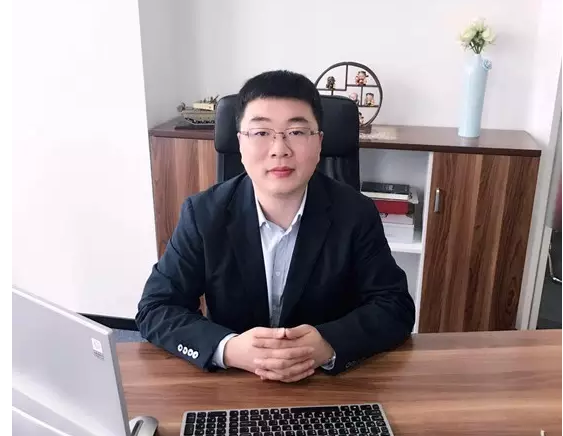 白睿