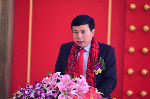 中鋼網創始人姚紅超在掛牌上市敲鐘儀式上發言